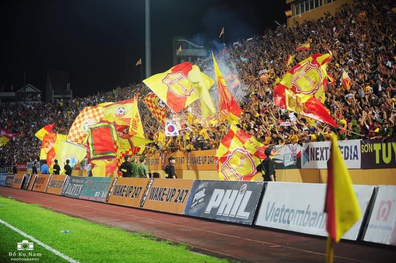 Nếu được tổ chức bán vé, CLB Nam Định sẽ thu được không ít hơn 1,5 tỷ đồng tiền vé trận đấu này. Ảnh NĐFC