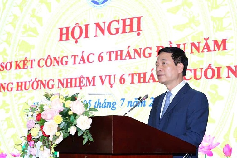 Bộ trưởng Bộ TT&TT Nguyễn Mạnh Hùng phát biểu chỉ đạo tại Hội nghị,