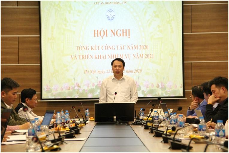 Thứ trưởng Nguyễn Huy Dũng phát biểu tại Hội nghị. Ảnh MIC
