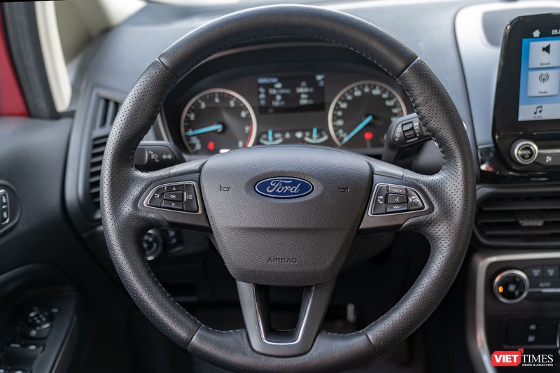 Giữa Ford EcoSport 1.0 AT Titanium và 1.5 AT Titanium, bạn sẽ lựa chọn bản nào? ảnh 26