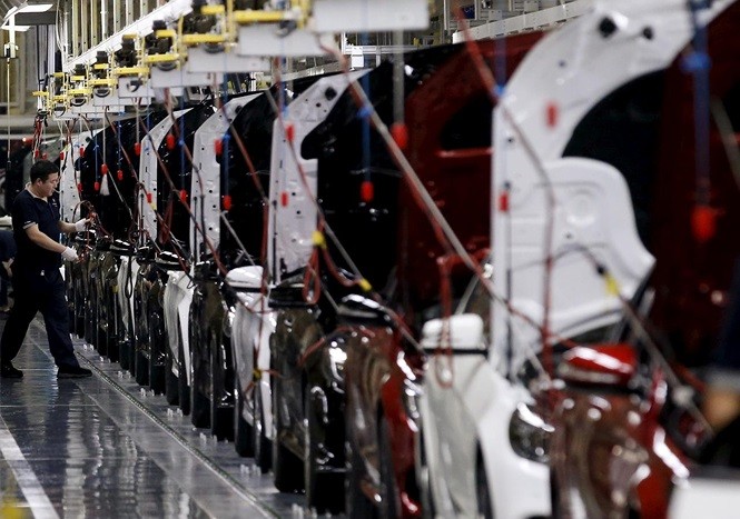 
Nhà máy Beijing Benz Automotive sản xuất xe Mercedes-Benz là liên doanh giữa BAIC và Daimler