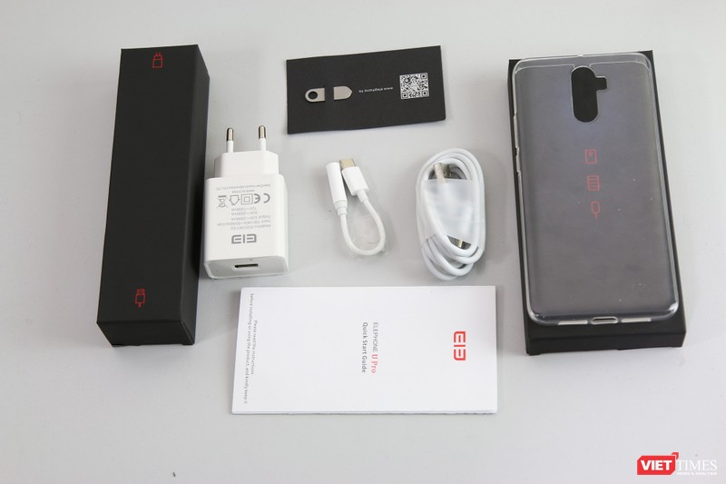 Trên tay smartphone Trung Quốc cao cấp giống Galaxy S9+ ảnh 3