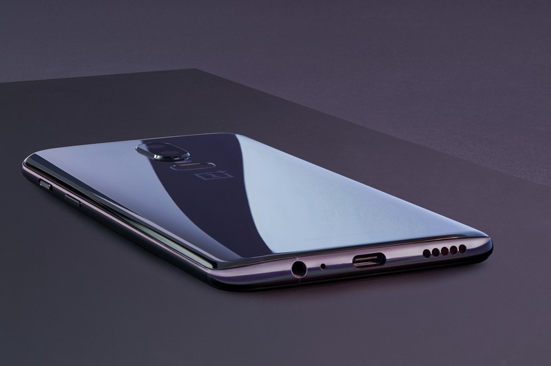 Trên tay OnePlus 6, “flagship killer” đến từ Trung Quốc ảnh 13 Trên tay OnePlus 6, “flagship killer” đến từ Trung Quốc ảnh 13