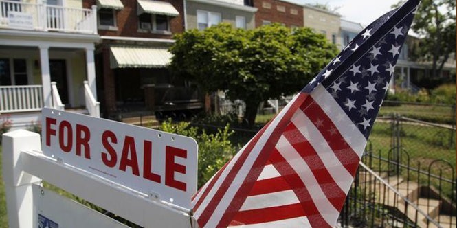 Rao bán nhà ở Mỹ - Ảnh: REUTERS