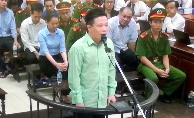 Bị cáo Hà Văn Thắm trong phiên xét xử chiều 29/08.