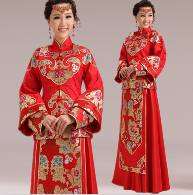 Những Mẫu Áo Cưới Kiểu Trung Hoa Trong Phô Hình Cưới Độc Đáo