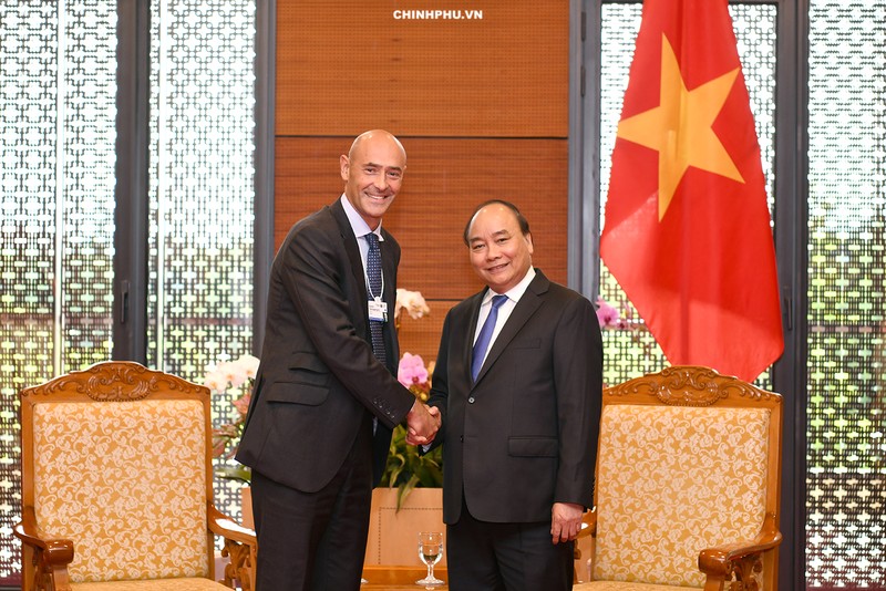 Thủ tướng Nguyễn Xuân Phúc tiếp ông Karim Temsamani, Chủ tịch Điều hành châu Á-Thái Bình Dương của Google.