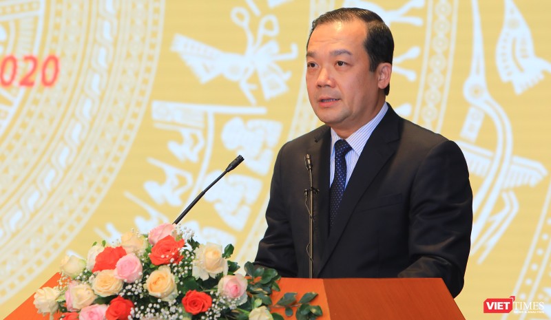 Ông Phạm Đức Long - Thành viên Hội đồng thành viên, Tổng Giám đốc VNPT - được bổ nhiệm giữ chức vụ Chủ tịch Hội đồng thành viên VNPT. 