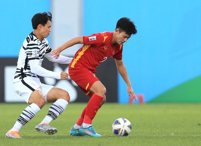 Phan Tuấn Tài thi đấu nổi bật ở U23 Việt Nam