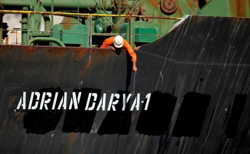 Tàu chở dầu Adrian Darya của Iran (Ảnh: Reuters)