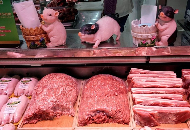 Thịt lợn trở nên khan hiếm, giá cả tăng cao đột biến khiến người dân không dám bỏ tiền ra mua (Ảnh: Washington Post)