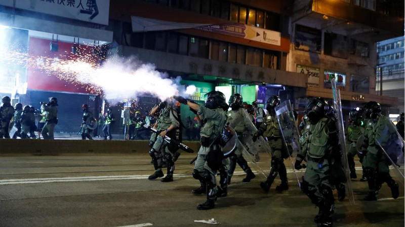 Tình trạng bất ổn chính trị ở Hong Kong tạo điều kiện thuận lợi cho cả Mỹ và Đài Loan (Ảnh: France24)