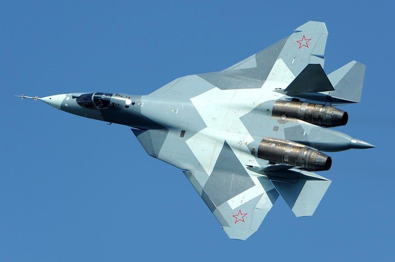 Máy bay chiến đấu tàng hình thế hệ thứ 5, Su-57 của Nga.
