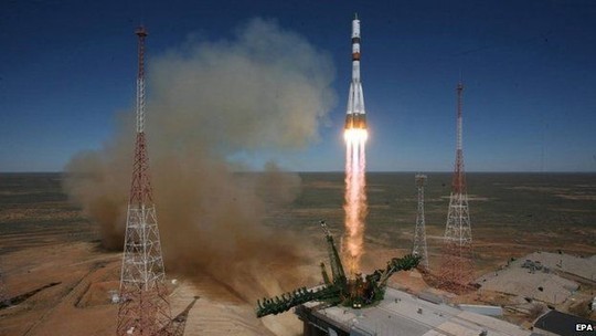 Nga và Việt Nam mở rộng hợp tác về vũ trụ