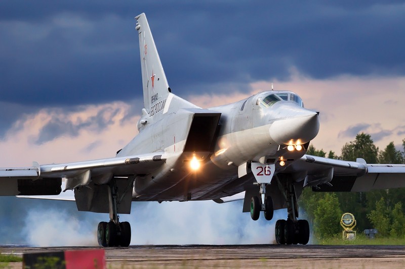 Oanh tạc cơ Tu-22M3 được trang bị tên lửa siêu thanh tầng bình lưu.