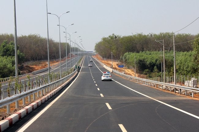 Đường cao tốc TPHCM - Long Thành - Dầu Giây đoạn đi qua địa phận tỉnh Đồng Nai. Ảnh: Anh Quân