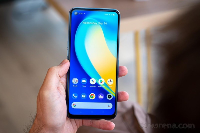 Realme 7 Vs Samsung Galaxy A90 5G: Cuộc Đua Cấu Hình Của Dòng Máy Tầm Trung