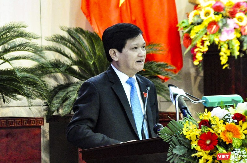 Ông Nguyễn Nho Trung - Chủ tịch HĐND TP Đà Nẵng phát biểu tại kỳ họp thứ 12 HĐND TP Đà Nẵng khóa IX