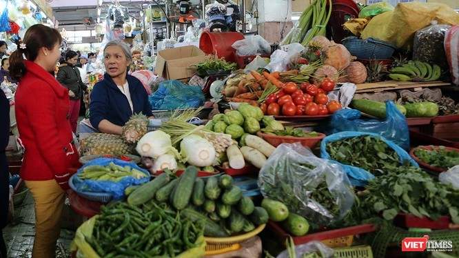 Đà Nẵng áp dụng dán tem QR code kiểm soát đối với một số sản phẩm thực phẩm tại các chợ trên địa bàn