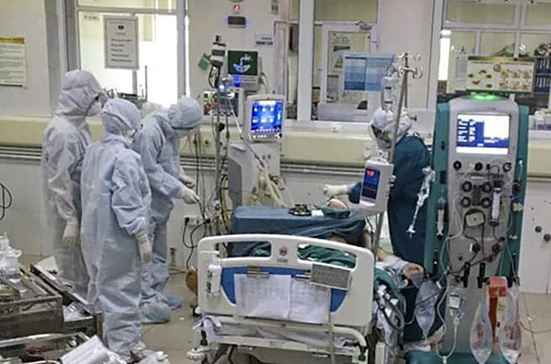 Bệnh nhân mắc COVID-19 được điều trị tại bệnh viện (ảnh internet)