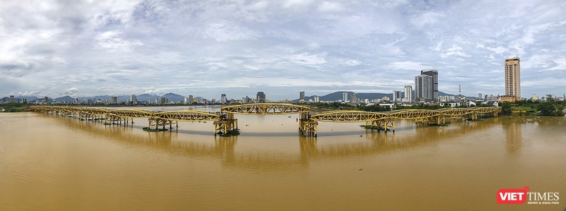 Một góc TP Đà Nẵng nhìn từ sông Hàn 