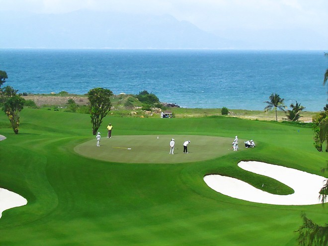 Quảng Bình xin Chính phủ xây 10 sân golf quốc tế dọc bờ biển