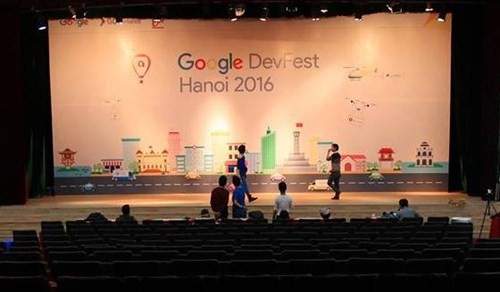 Hơn 3.500 người tham dự Google Developers Festival 2016