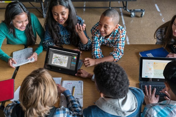 HP giới thiệu laptop 2-trong-1 siêu bền cho sinh viên