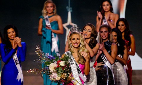 Olivia Jordan đăng quang Hoa hậu Mỹ lần thứ 64 - Ảnh: AP