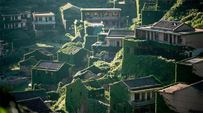 Ngôi làng bị bỏ hoang tại tỉnh Chiết Giang, Trung Quốc (ảnh CNN)