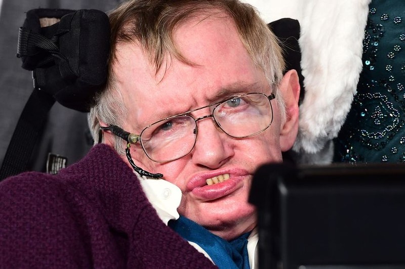 Thiên tài vật lý - giáo sư Stephen Hawking. Nguồn ảnh: Mirror.co.uk