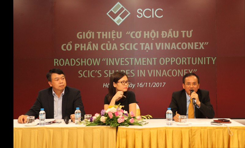 Tổng Giám đốc Vinaconex Đỗ Trọng Quỳnh giải đáp những câu hỏi liên quan đến hoạt động của Tổng công ty (Nguồn: VCG)
