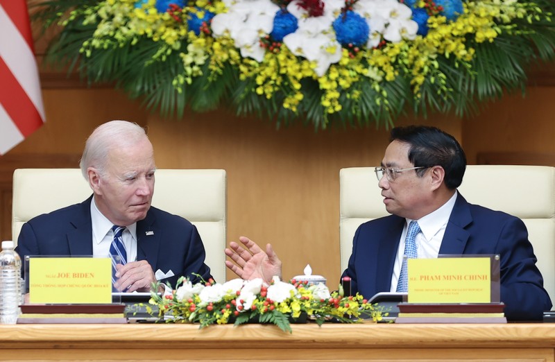 Tổng thống Mỹ Joe Biden và Thủ tướng Phạm Minh Chính dự Hội thảo về khoa học công nghệ và đổi mới sáng tạo tại Hà Nội 