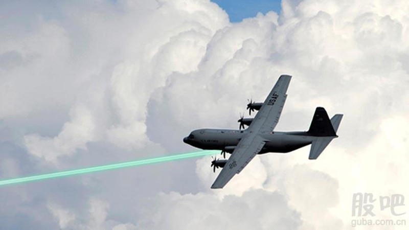 Người phụ trách tình báo của Bộ Tư lệnh quân đội Mỹ ở châu Phi chỉ trích lính Trung Quốc ở căn cứ quân sự ở Djibouti chiếu tia laser vào máy bay của Mỹ.