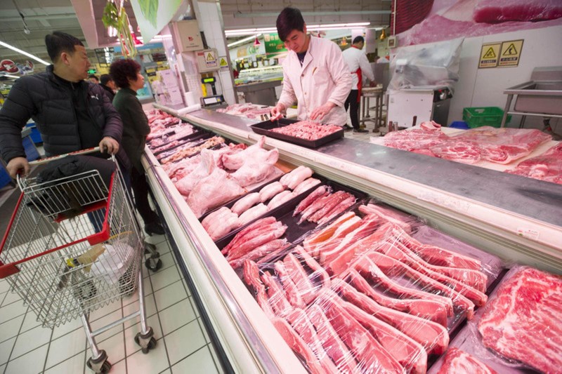 Dịch tả lợn châu Phi và thương chiến Trung - Mỹ đã khiến giá thịt lợn ở Trung Quốc trở nên đắt khủng khiếp