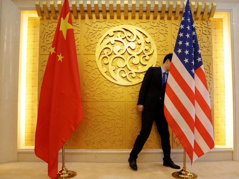 Hành động cứng rắn của Mỹ ngay trước vòng đàm phán thương mại khiến Trung Quốc rất tức giận, dự tính đáp trả. Ảnh: Đa Chiều.