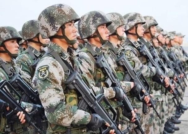 Luật Quốc phòng sửa đổi của Trung Quốc đưa thêm "lợi ích phát triển" bị đe dọa là thêm cớ để phát động chiến tranh (Ảnh: Dongfang).