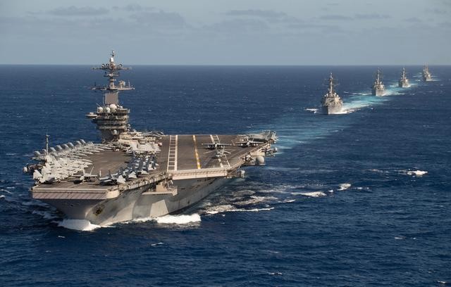 Ngày 23/1, nhóm tác chiến tàu sân bay USS Roosevelt vào Biển Đông lần đầu tiên sau khi ông Joe Biden nhậm chức (Ảnh: Sohu).