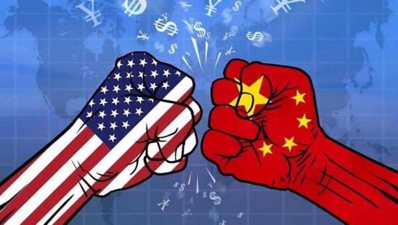chiến tranh thương mại và đại dịch COVID-19 là những nhân tố khiến ngày càng nhiều người Mỹ coi Trung Quốc là kẻ thù (Ảnh: Dwnews).