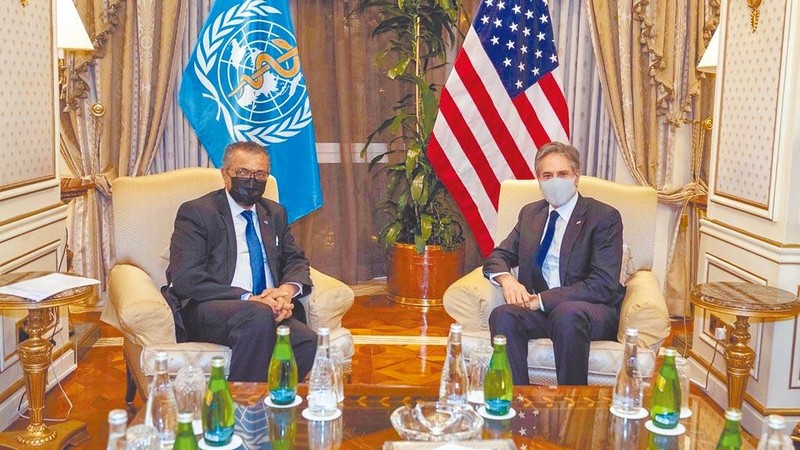 Ngày 29/7, khi gặp Tổng giám đốc WHO tại Kuwait, Ngoại trưởng Mỹ Antony Blinken khẳng định Mỹ ủng hộ kế hoạch truy xuất nguồn gốc SARS-CoV-2 giai đoạn 2 của WHO (Ảnh: chinatimes).