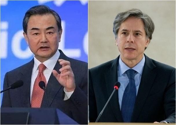 Ngoại trưởng Trung Quốc Vương Nghị và Ngoại trưởng Mỹ Antony Blinken (Ảnh: Đông Phương).