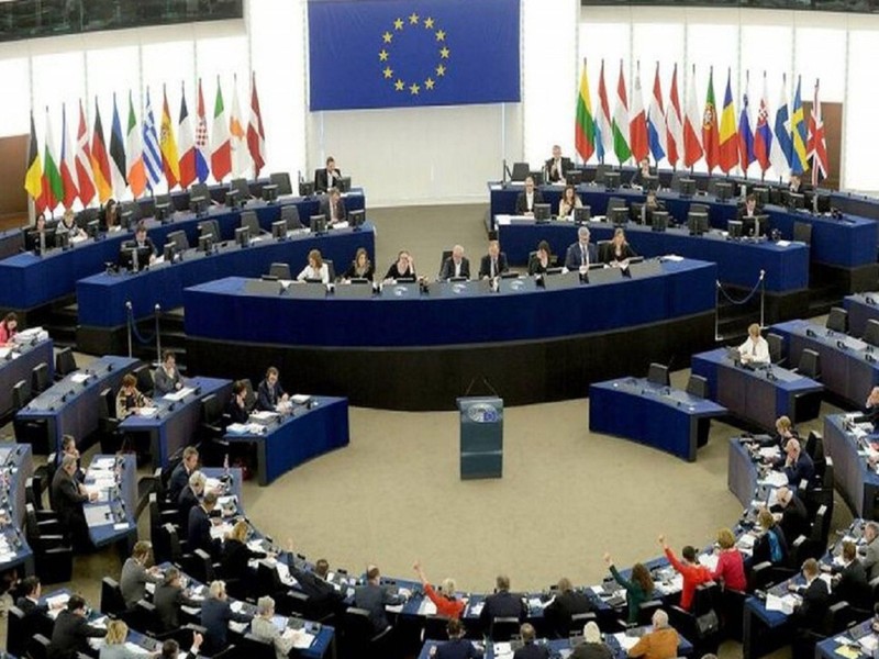  Ngày 16/9, Nghị viện Châu Âu biểu quyết thông qua với đa số áp đảo Báo cáo Chiến lược Châu Âu - Trung Quốc mới với nhiều nội dung cứng rắn nhằm vào Trung Quốc (Ảnh: Dwnews).