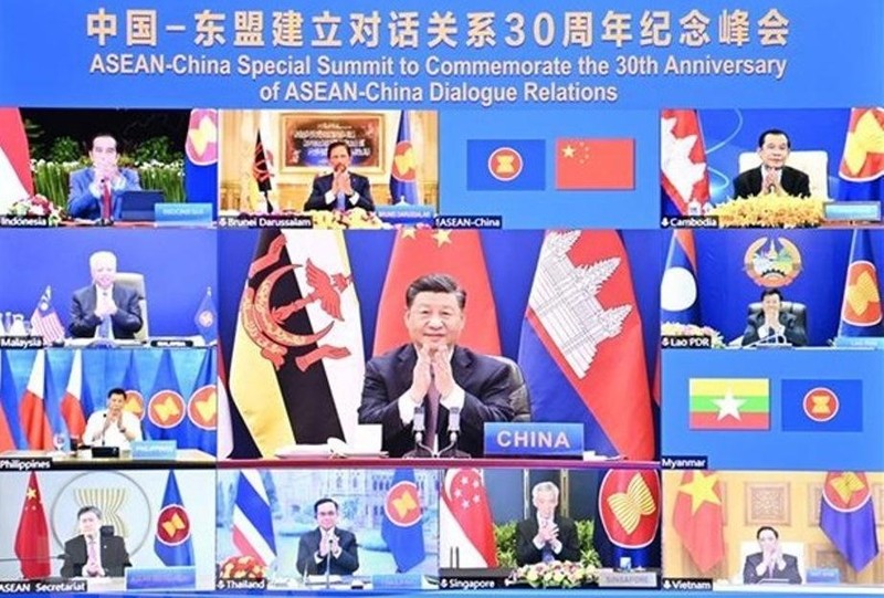 Ông Tập Cận Bình chủ trì Hội nghị thượng đỉnh trực tuyến kỉ niệm 30 năm lập quan hệ đối thoại Trung Quốc - ASEAN (Ảnh: Dwnews).