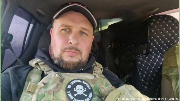 Ông Vladlen Tatarsky, người thiệt mạng trong vụ nổ (Ảnh: Reuters).