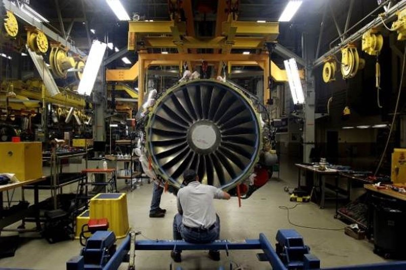 Công ty AOG Technics có trụ sở tại London đã cung cấp số lượng chưa rõ linh kiện giả hoặc không rõ nguồn gốc dùng cho việc bảo trì động cơ máy bay (Ảnh: Bloomberg).