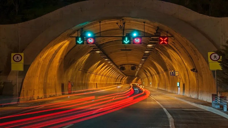 Giao thông trong đường hầm ở Hàn Quốc. Ảnh minh họa Nirian/iStock