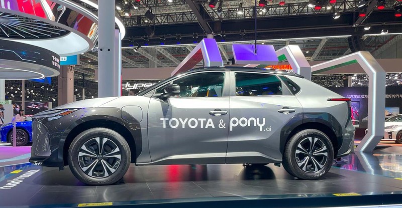Xe điện tự lái do Toyota và Pony.ai phát triển. Ảnh CNEV Post