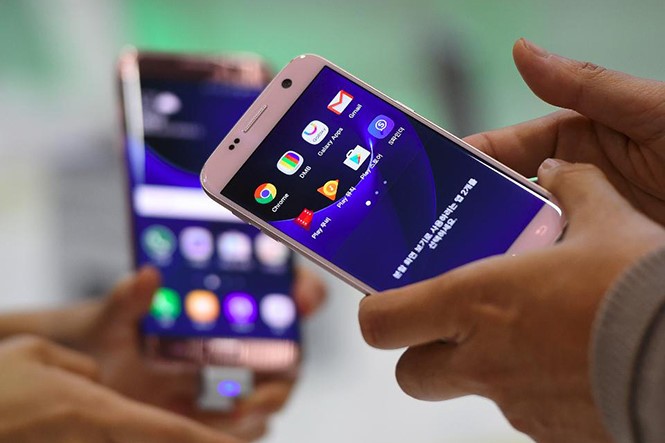 Phiên bản kế nhiệm của bộ đôi Galaxy S7 sẽ được ra mắt vào cuối tháng tới