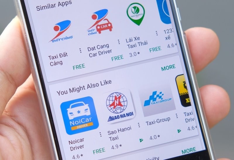 Rất nhiều ứng dụng gọi xe khác nhau trên Google Play Store - Ảnh: H.Đ