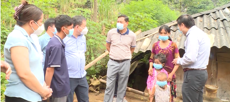 Đoàn công tác của Bộ Y tế kiểm tra công tác phòng, chống dịch bạch hầu tại nơi có dịch ở Hà Giang (Ảnh: VNCDC)